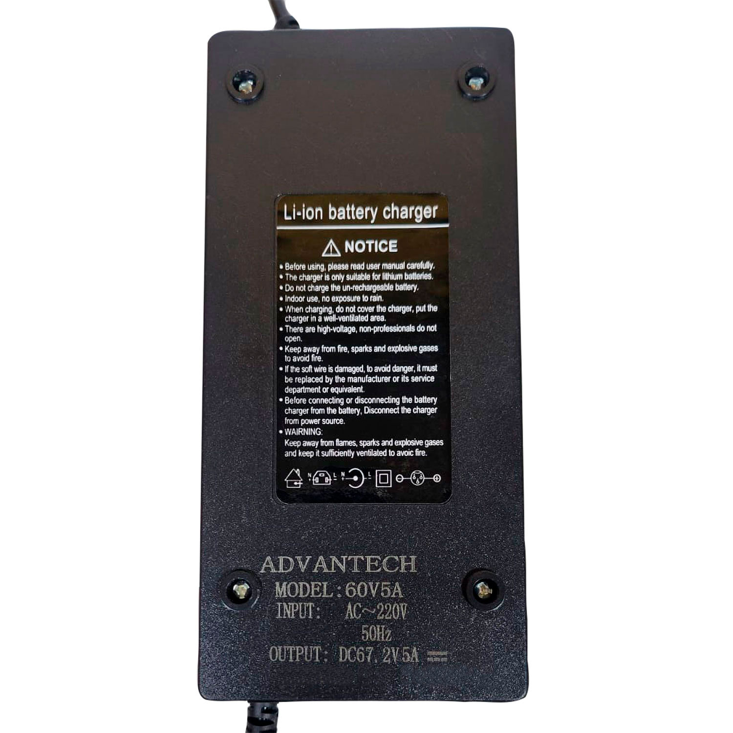 Cargador Para Moto Eléctrica de 60V, Salida: 67.2V 5A, Modelo: 60V5A, Conector IEC - Imagen 2